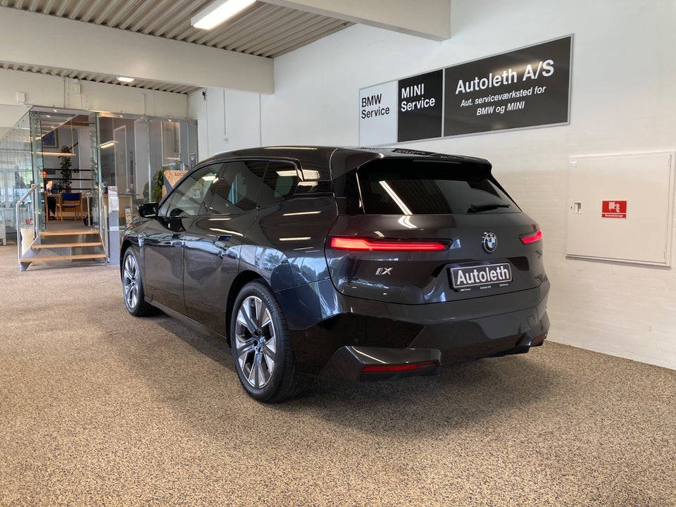 BMW iX xDrive40 Sport 5d