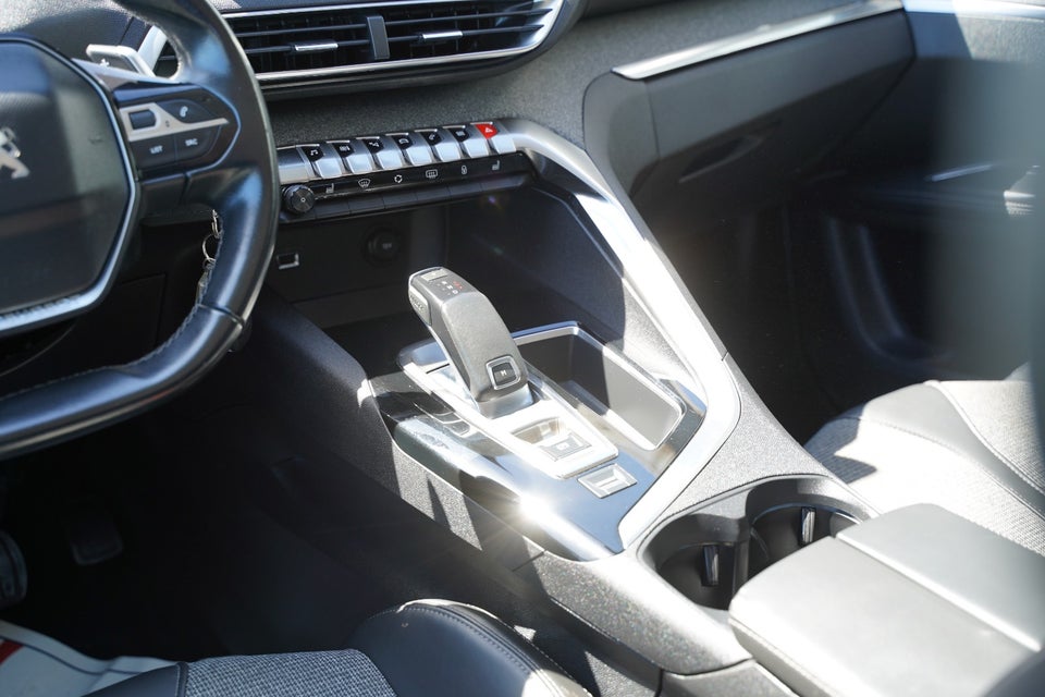 Peugeot 5008 1,6 BlueHDi 120 Allure EAT6 7prs 5d