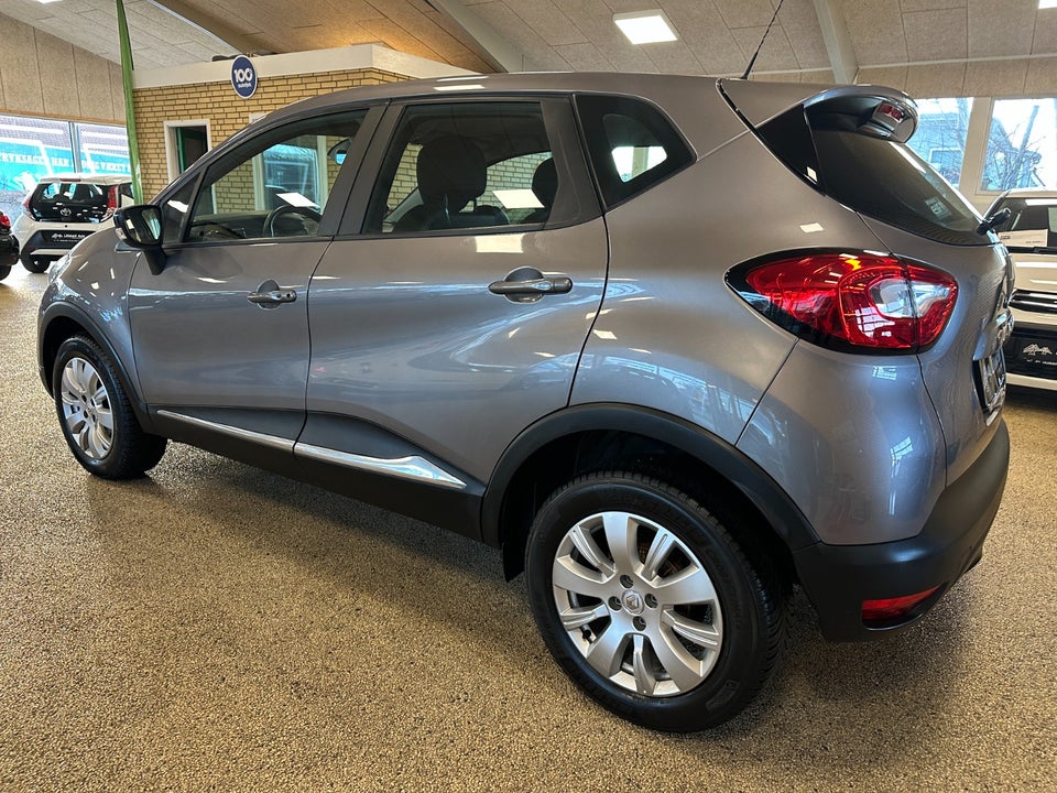 Renault Captur 1,2 TCe 120 Expression EDC 5d