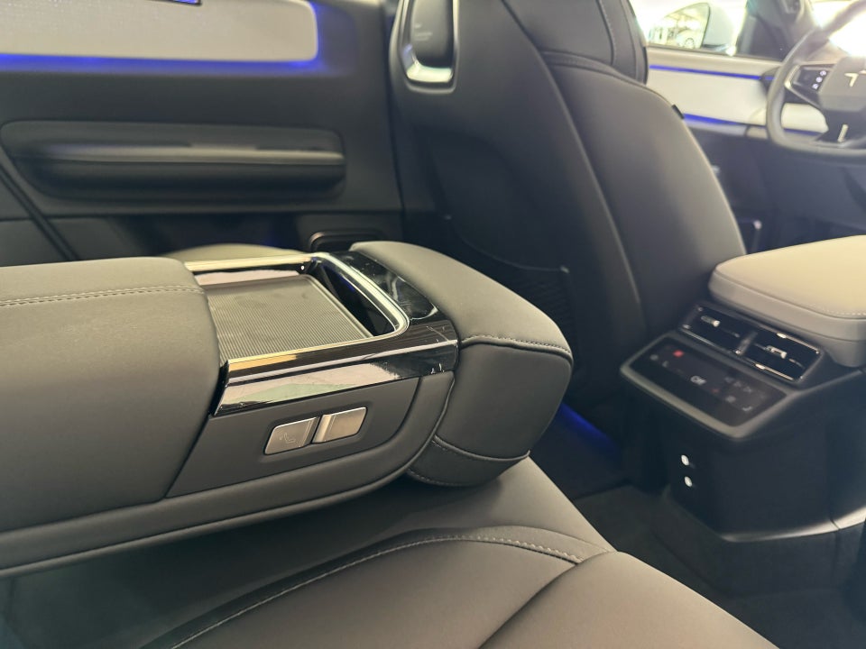 Polestar 4 Long Range AWD 5d