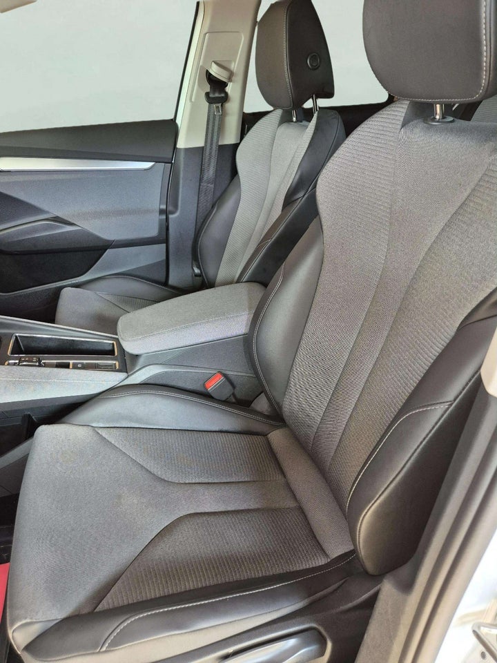 Skoda Enyaq 80 iV Loft 5d