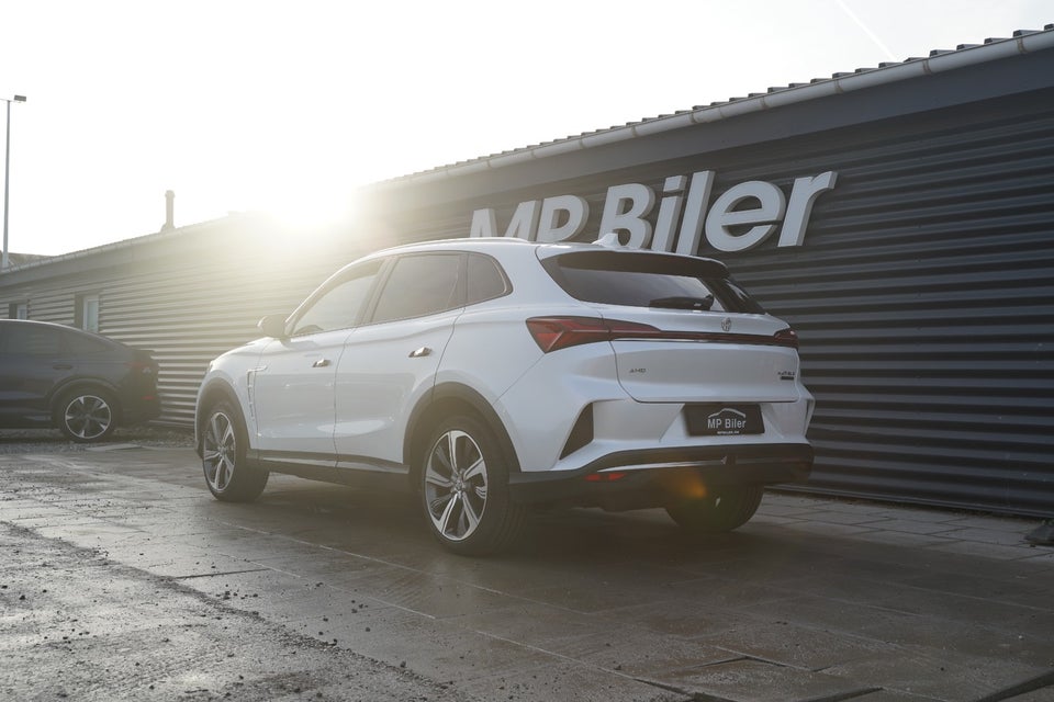 MG Marvel R Performance 5d