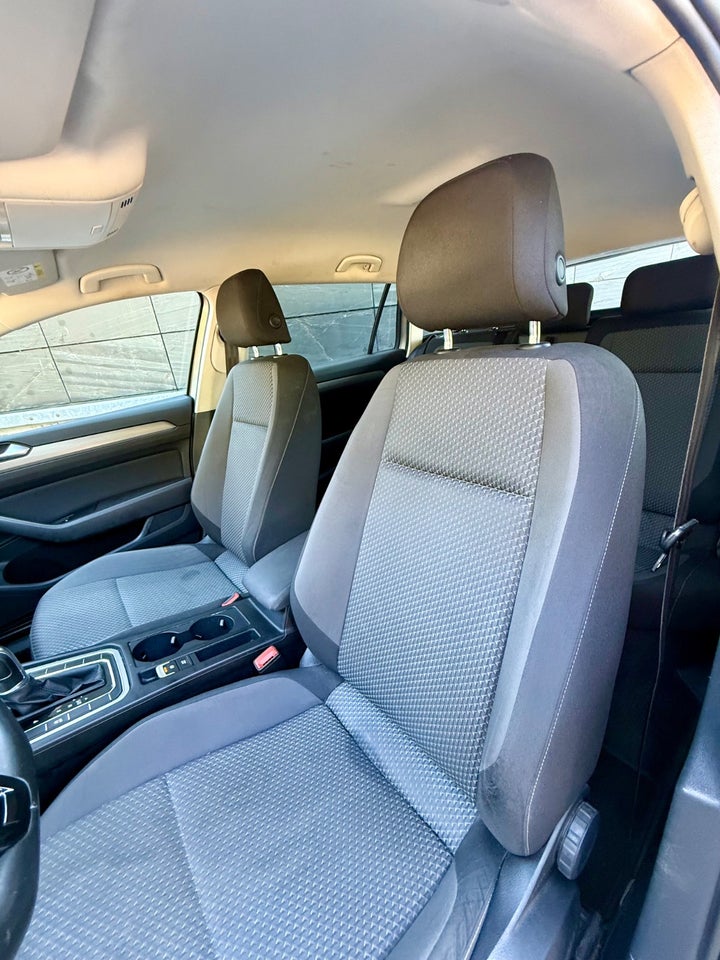 VW Passat 1,6 TDi 120 Comfortline Variant DSG 5d