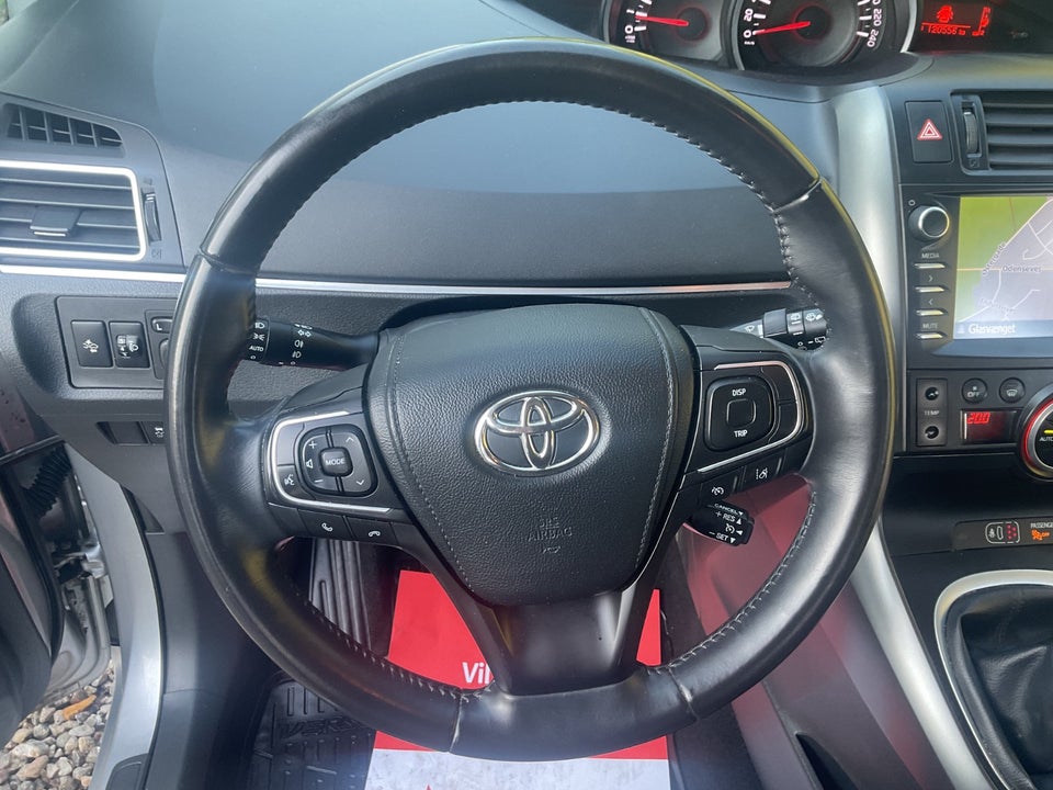 Toyota Verso 1,8 VVT-i T2 Premium 7prs 5d