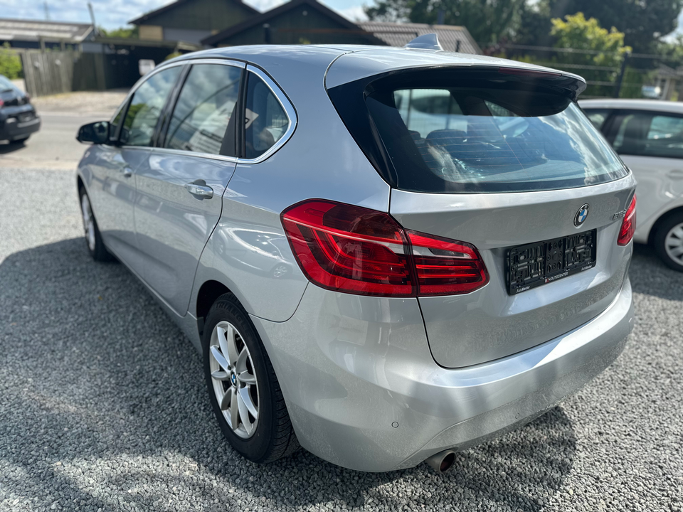 BMW 218d 2,0 Active Tourer 5d
