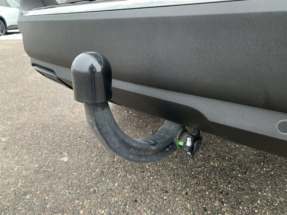 Peugeot 5008 1,2 PureTech 130 Allure EAT8 7prs 5d