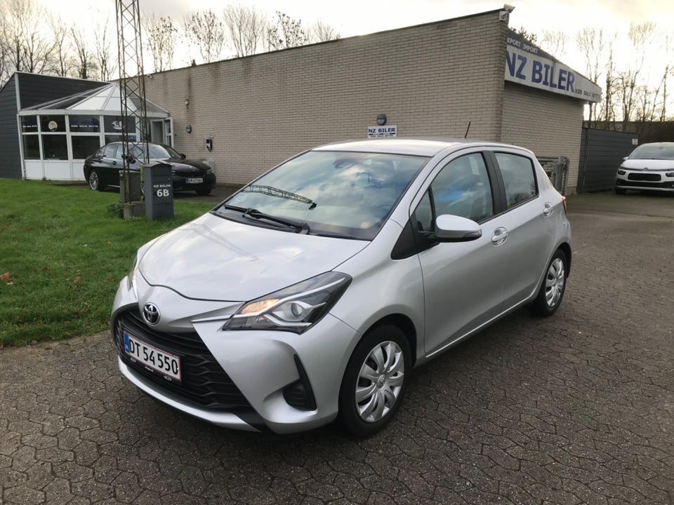 Toyota Yaris 1,0 VVT-i T2 5d