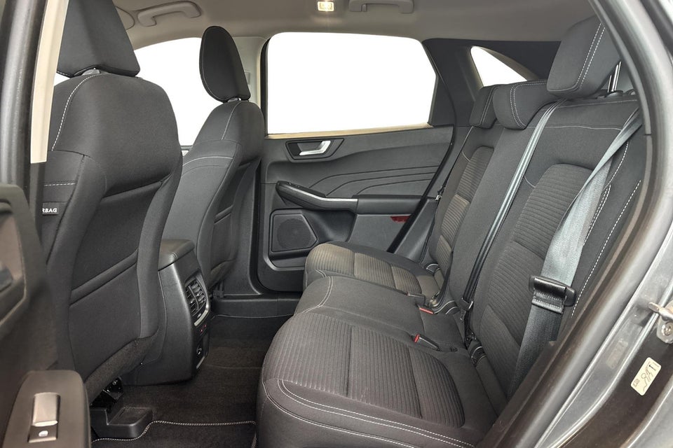 Ford Kuga 2,5 PHEV Titanium CVT 5d