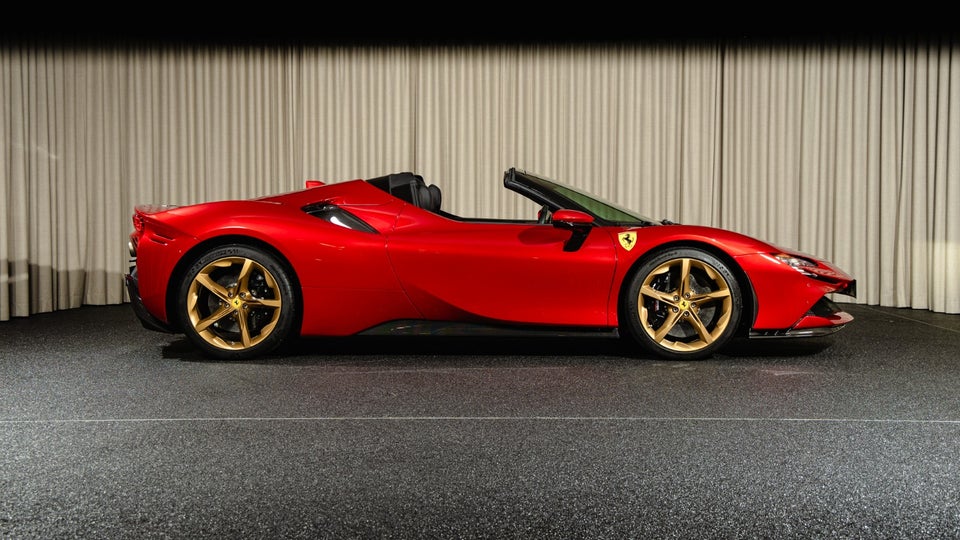 Ferrari SF90 Spider 4,0 DCT 2d