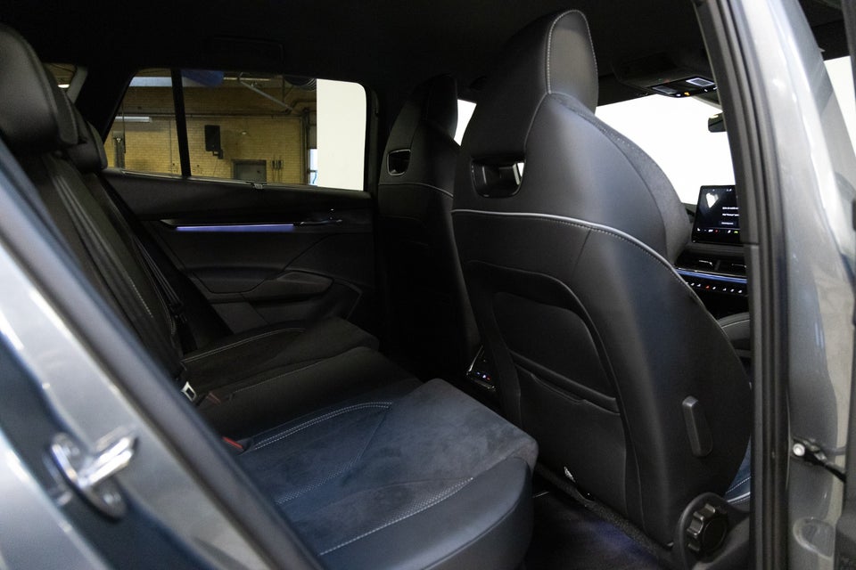 Skoda Enyaq 60 iV Sportline 5d