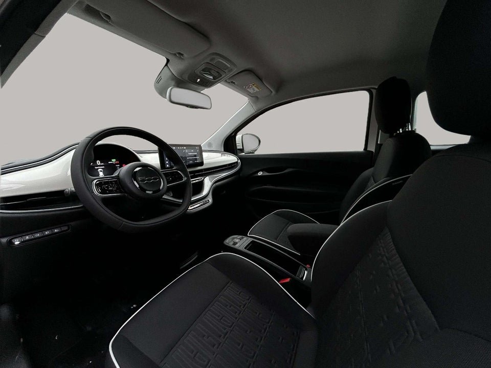 Fiat 500e 42 Icon 3d