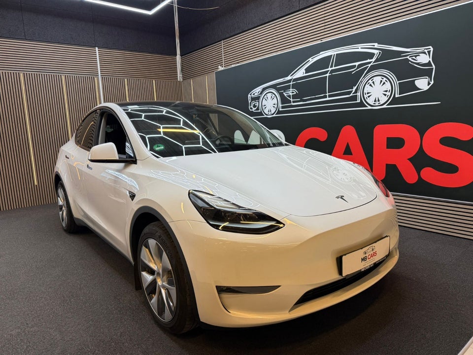 Tesla Model Y Long Range AWD 5d