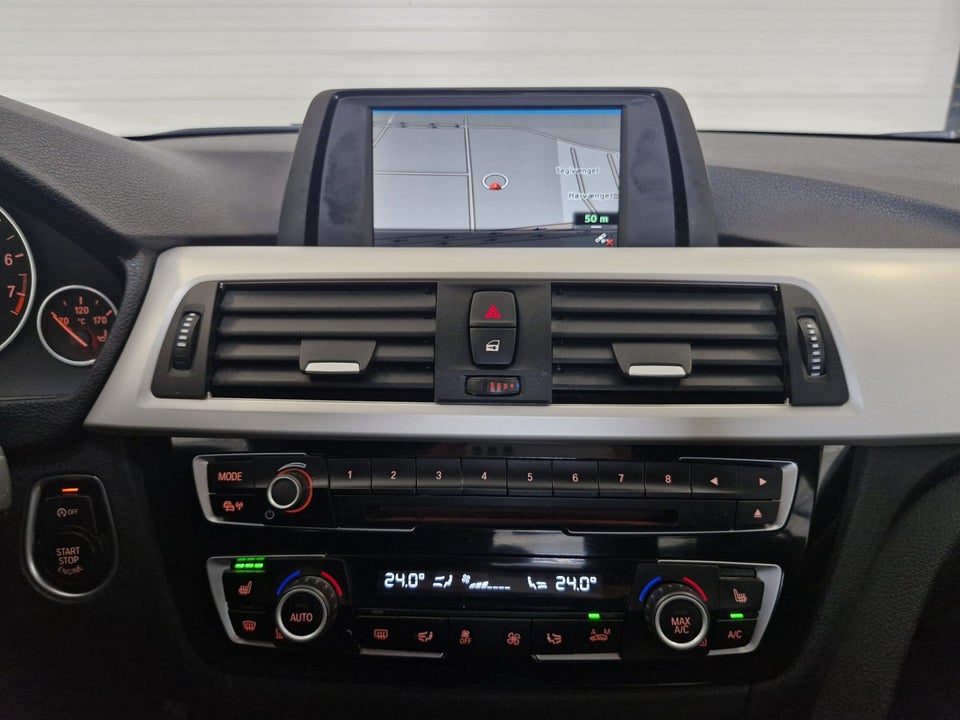 BMW 318i 1,5 aut. 4d