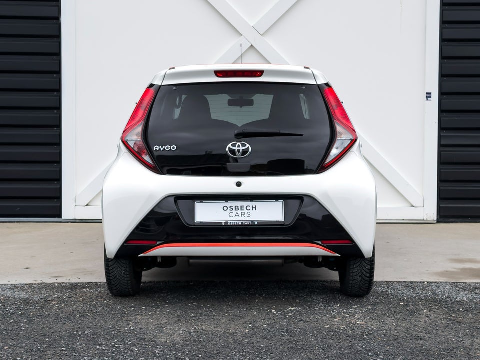 Toyota Aygo 1,0 VVT-i x-sky 5d