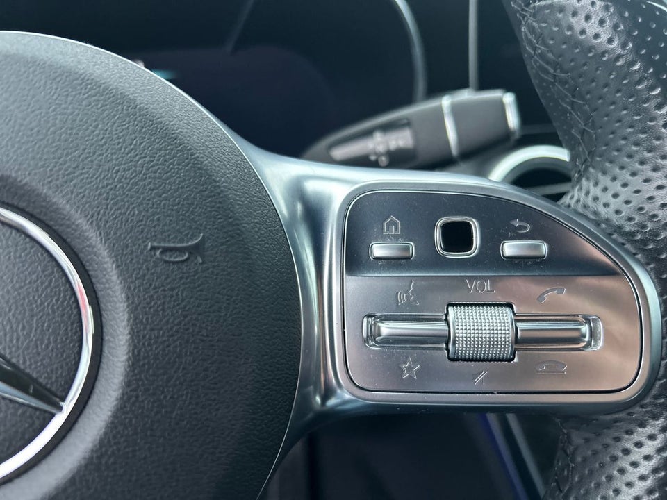 Mercedes C300 e 2,0 AMG Line Night Edition stc. aut. 5d