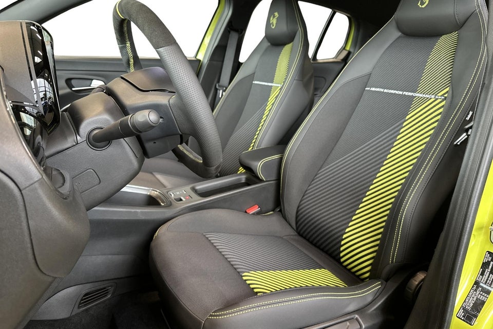Abarth 600e Turismo 5d