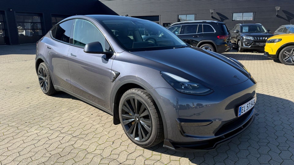 Tesla Model Y Long Range AWD 5d