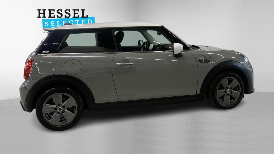 MINI Cooper SE Essential 3d