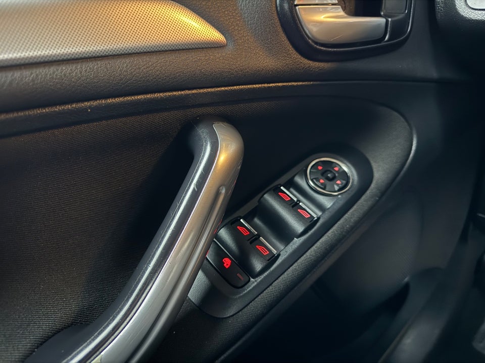 Ford Galaxy 2,0 TDCi 140 Titanium aut. 7prs 5d