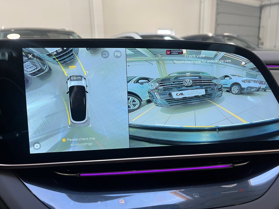 Hongqi EH7 111 Exclusive 4d