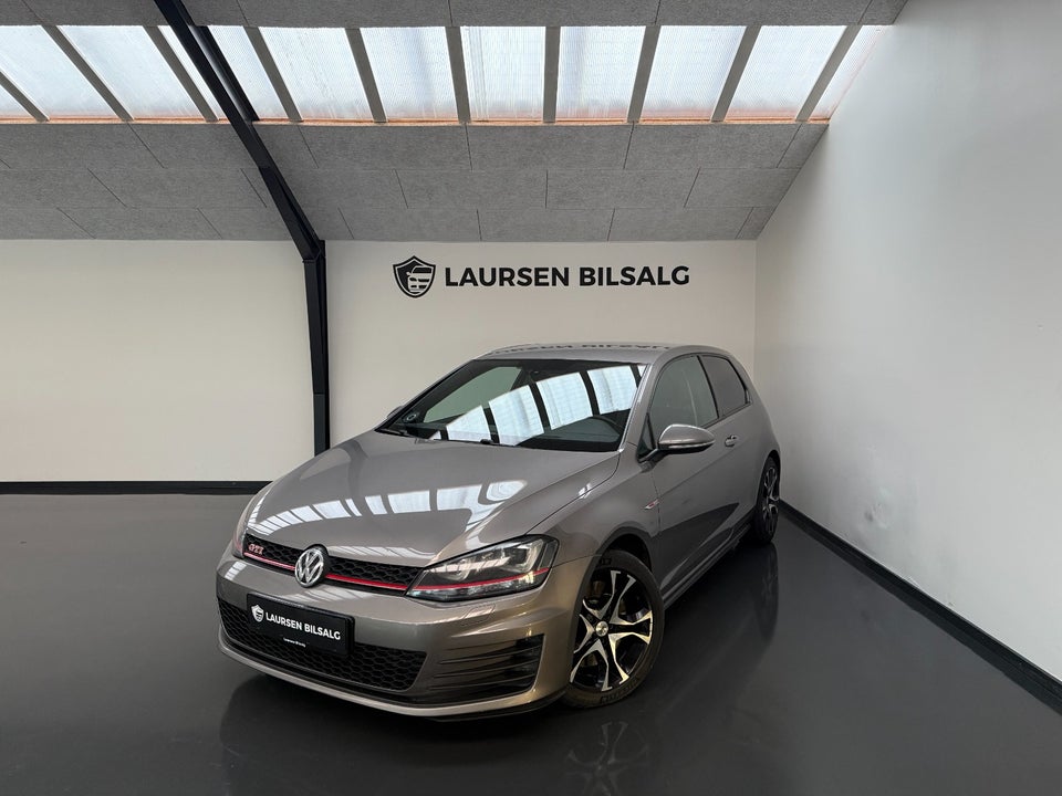 VW Golf VII 2,0 GTi Performance BMT Van 3d