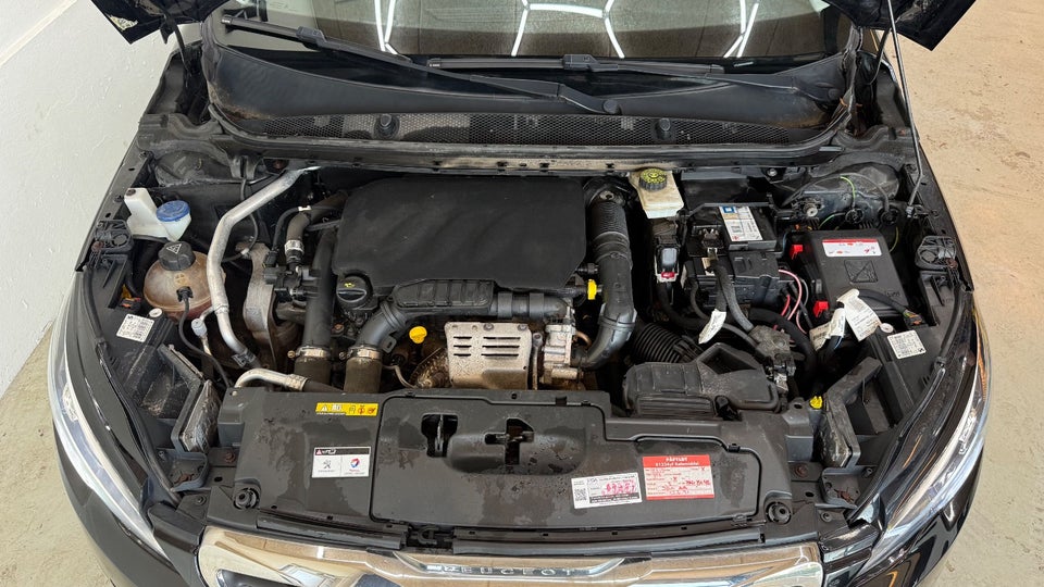Peugeot 308 1,2 e-THP 130 Allure SW 5d