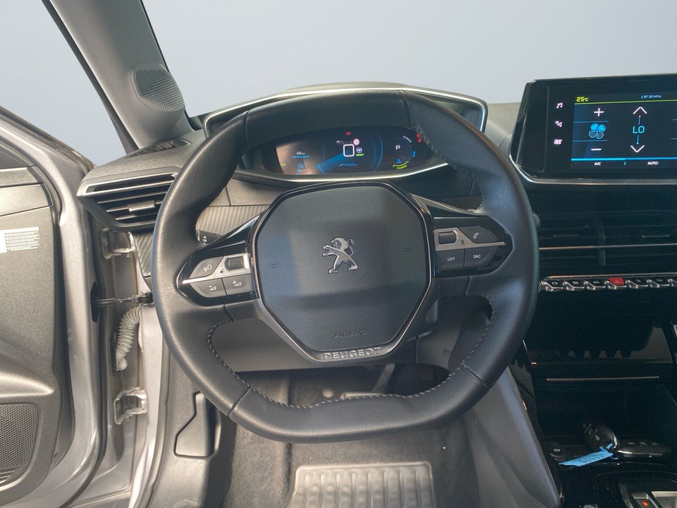 Peugeot e-208 50 Allure 5d