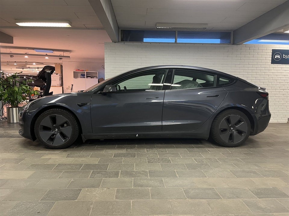Tesla Model 3 Long Range AWD 4d