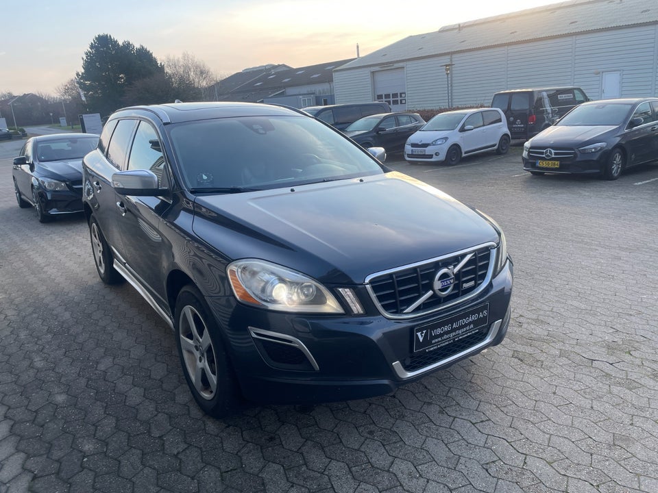 Volvo XC60 2,4 D4 163 R-Design aut. AWD 5d