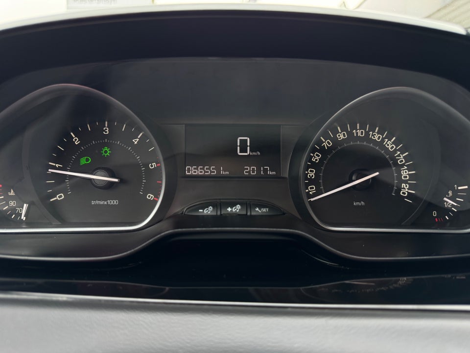 Peugeot 208 1,6 BlueHDi 75 Active 5d