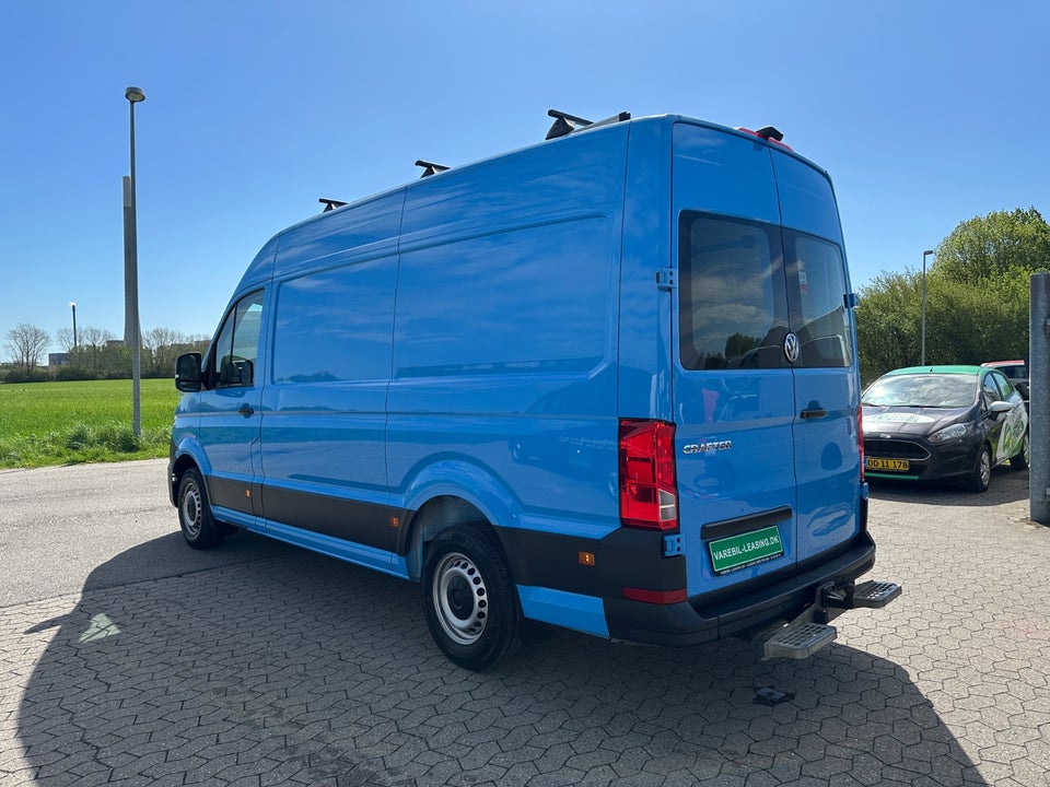 VW Crafter 35 2,0 TDi 177 Kassevogn L3H2 aut.