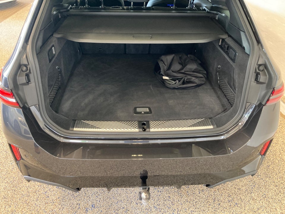 BMW i5 xDrive40 Touring M-Sport Pro 5d