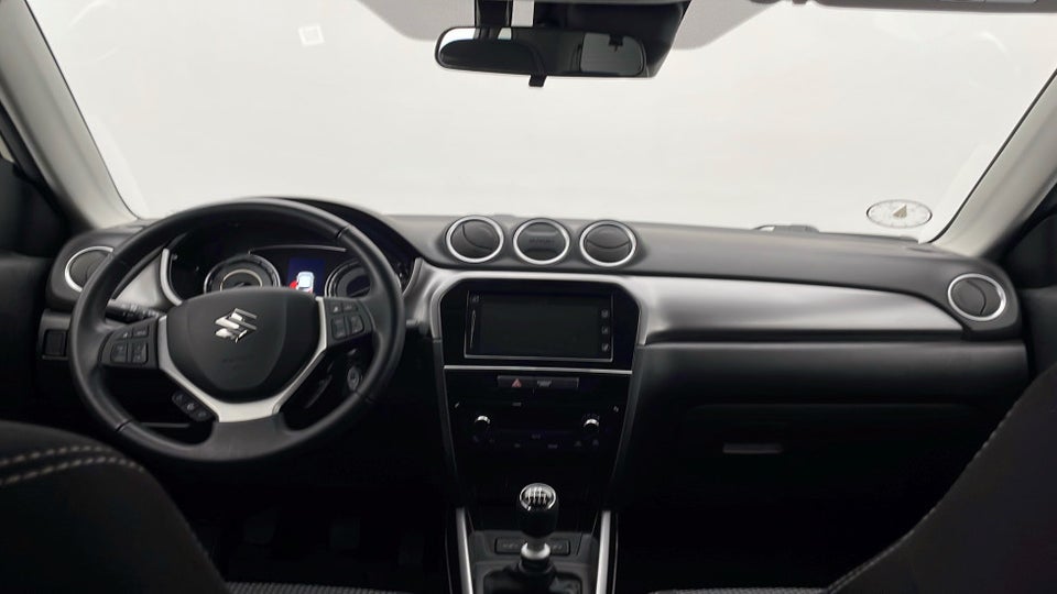 Suzuki Vitara 1,4 mHybrid Active 5d