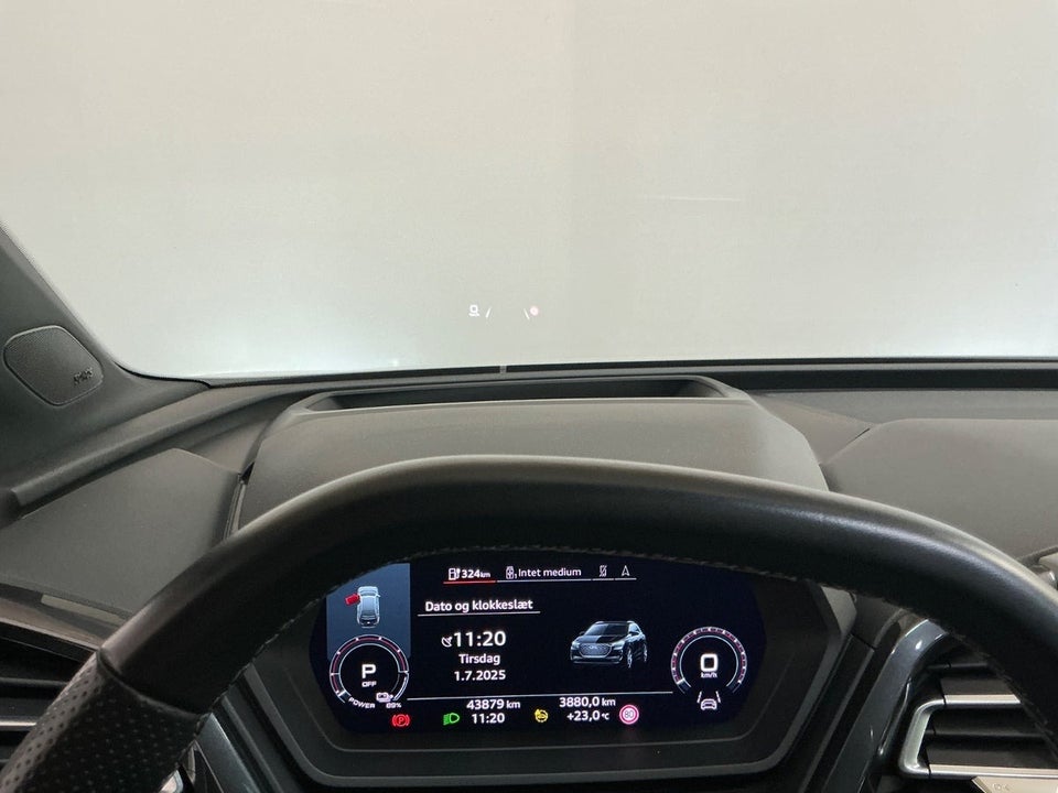 Audi Q4 e-tron 50 S-line quattro 5d