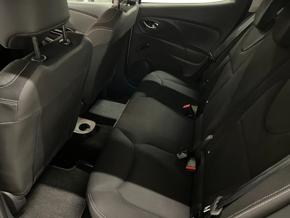 Renault Clio IV 0,9 TCe 90 Expression 5d