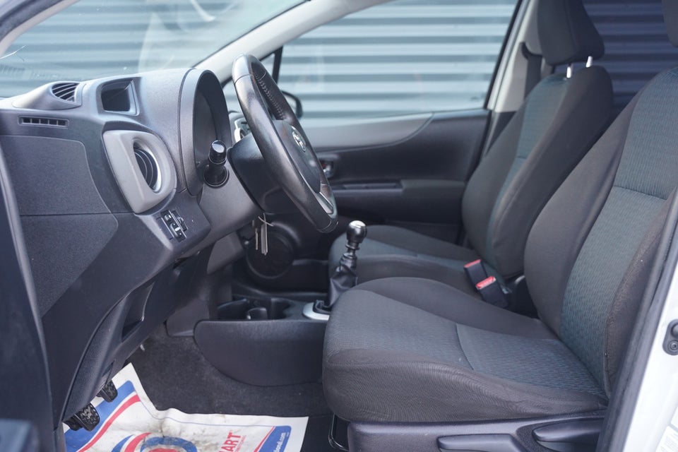 Toyota Yaris 1,3 T3 5d