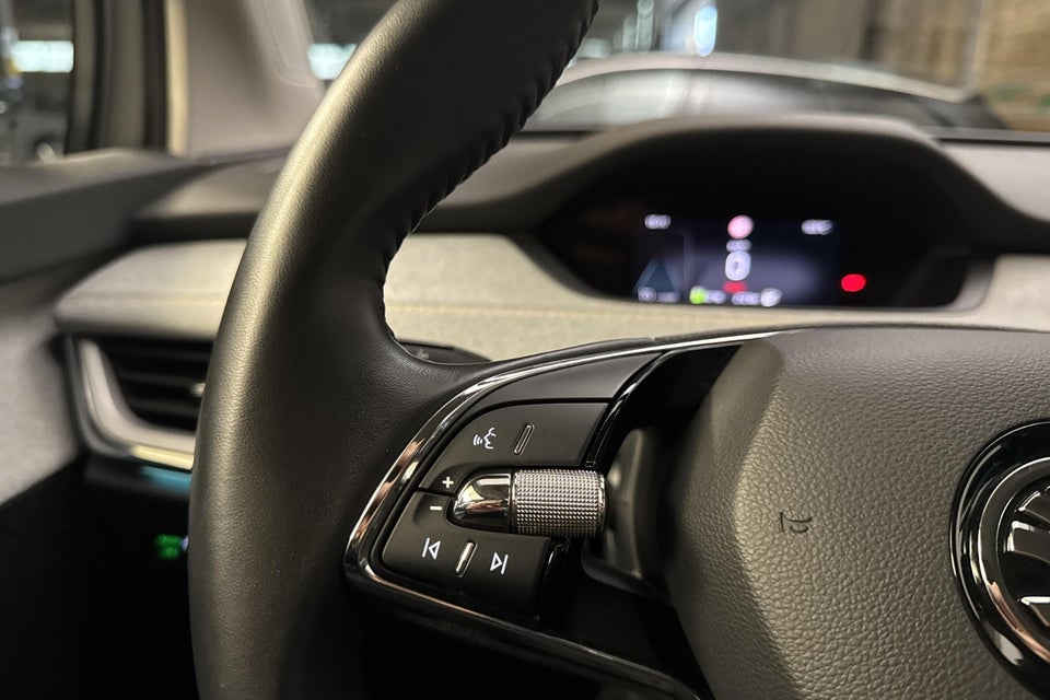 Skoda Enyaq 60 iV Lounge 5d