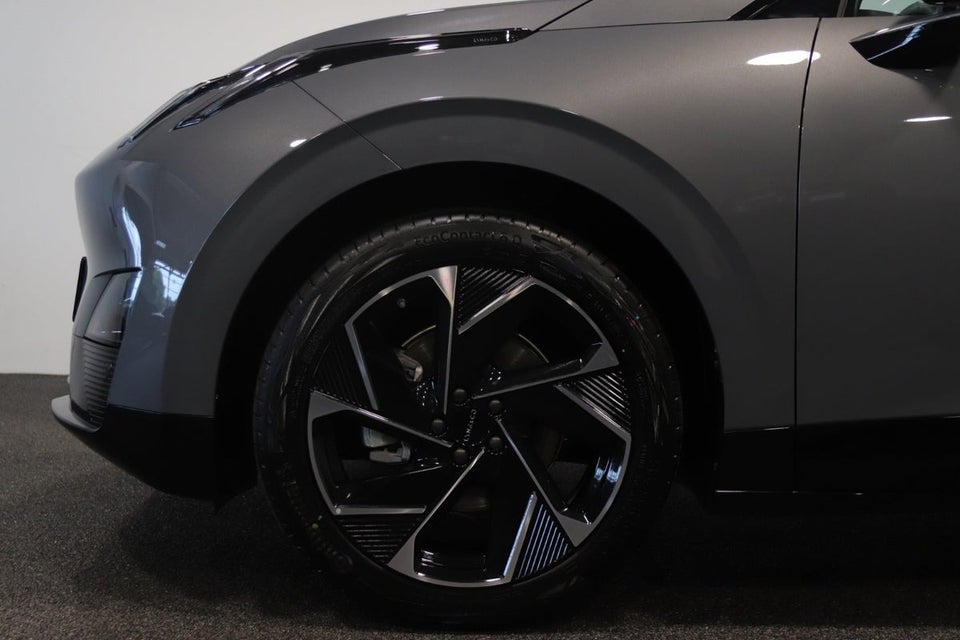 Lynk & Co 02 More 5d