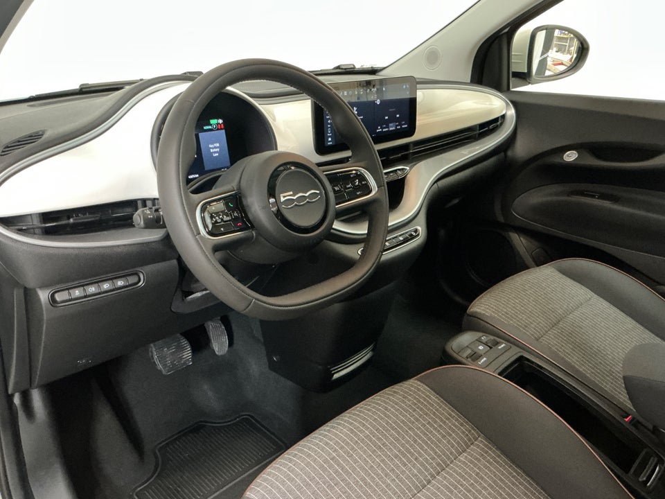 Fiat 500e 42 Icon Sky 3+1 4d