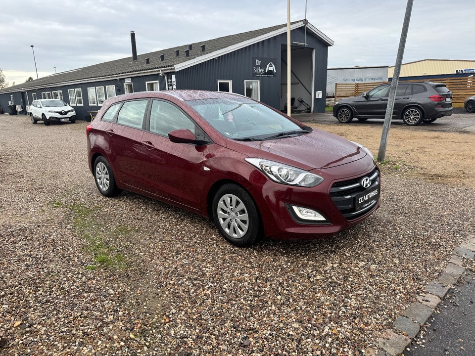 Hyundai i30 1,6 CRDi 110 Active CW 5d