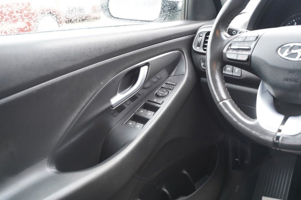 Hyundai i30 1,0 T-GDi Premium 5d