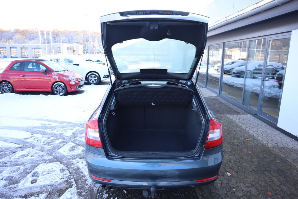 Skoda Octavia 1,8 TSi 160 Ambiente 5d