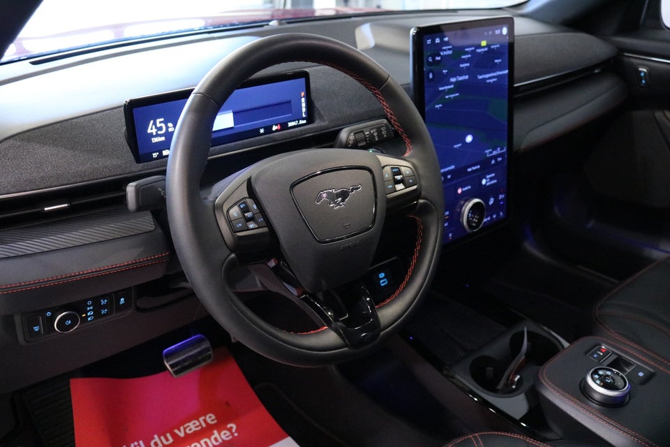 Ford Mustang Mach-E 70 Standard Range AWD 5d