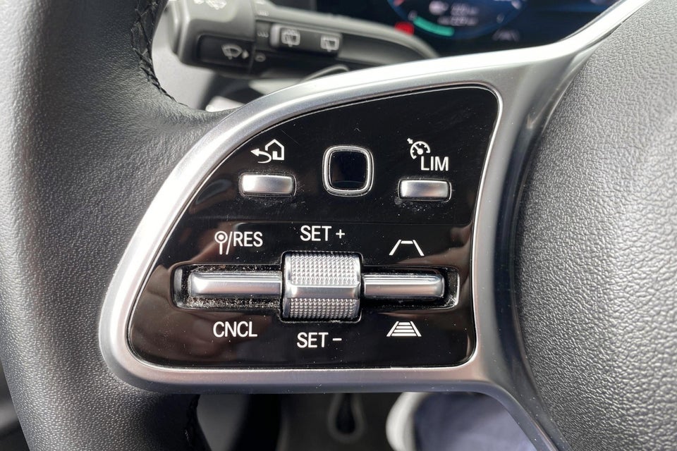Mercedes EQA250 5d