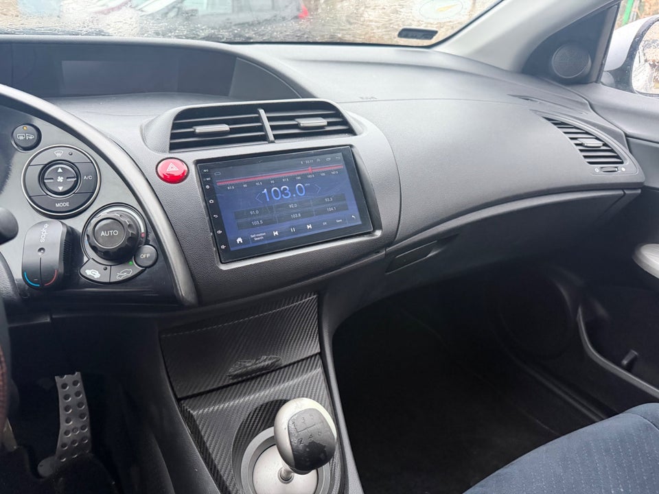 Honda Civic 1,8 Sport 5d