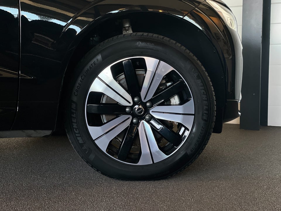 Volvo XC60 2,0 T6 ReCharge Plus Dark aut. AWD 5d