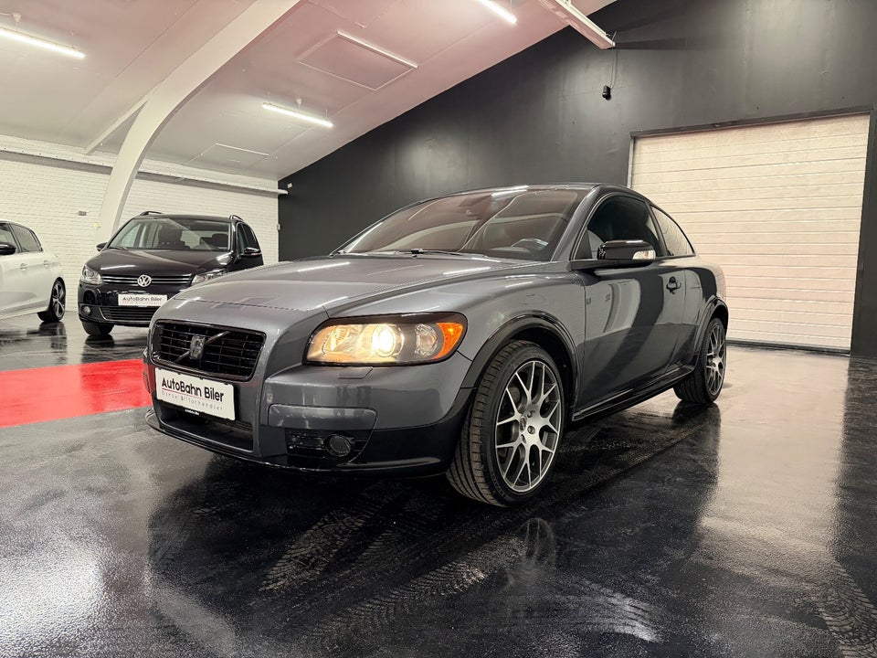 Volvo C30 2,0 Kinetic 3d