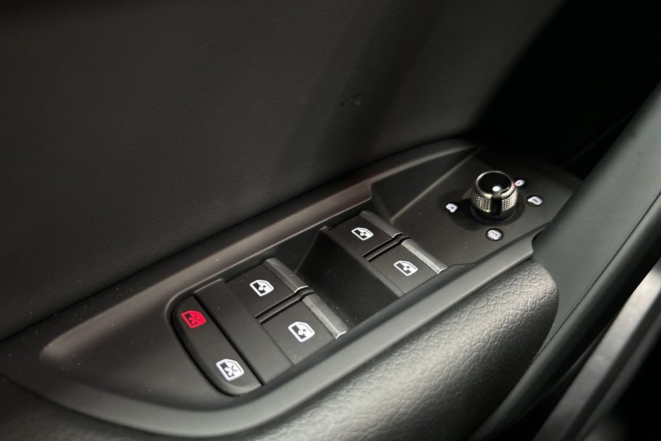 Audi Q5 50 TFSi e S-line Midnight Edition quattro S-tr. 5d