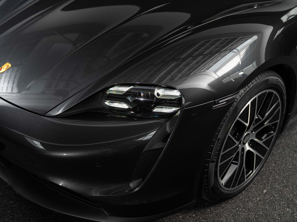 Porsche Taycan Sport Turismo 5d