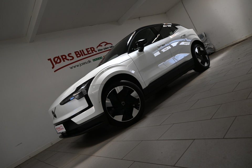 Volvo EX30 Extended Range Ultra 5d